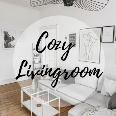 Cozy Livingroom – Umstyling mit Postern & Kissen